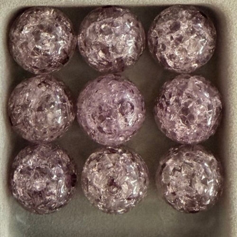 #8149 -  5-piece pack of cracked glass beads in the color shown above - 16mm